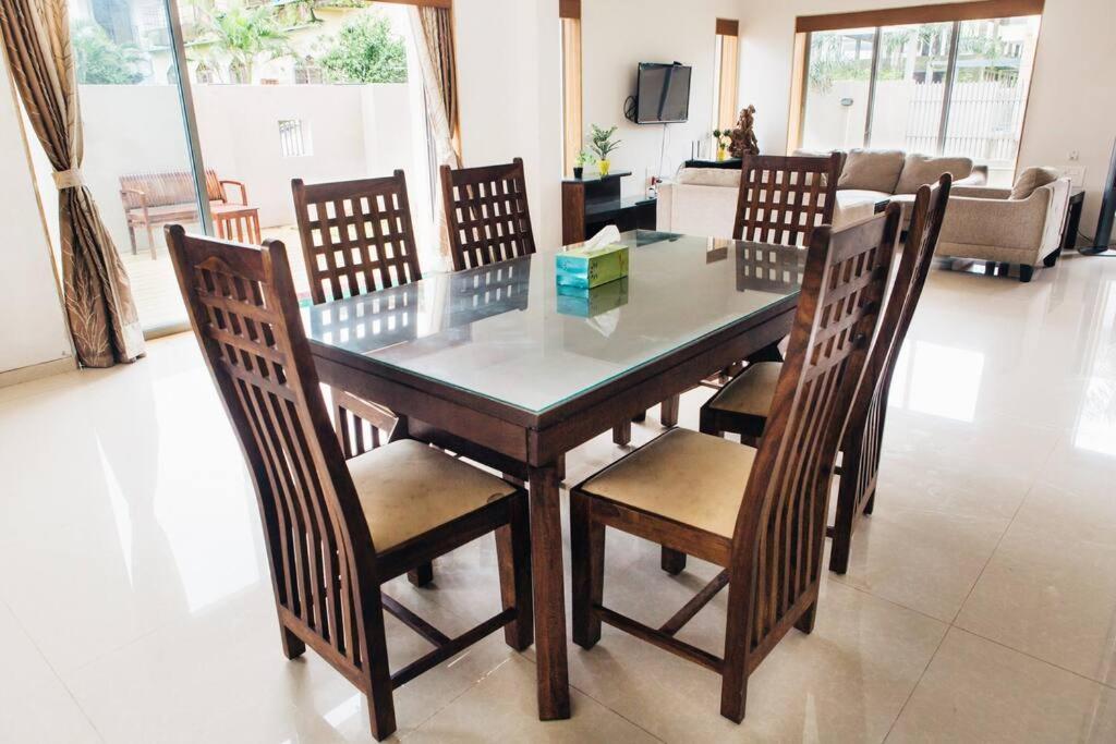 لونافالا Unit 4 By Red Stone Villas المظهر الخارجي الصورة