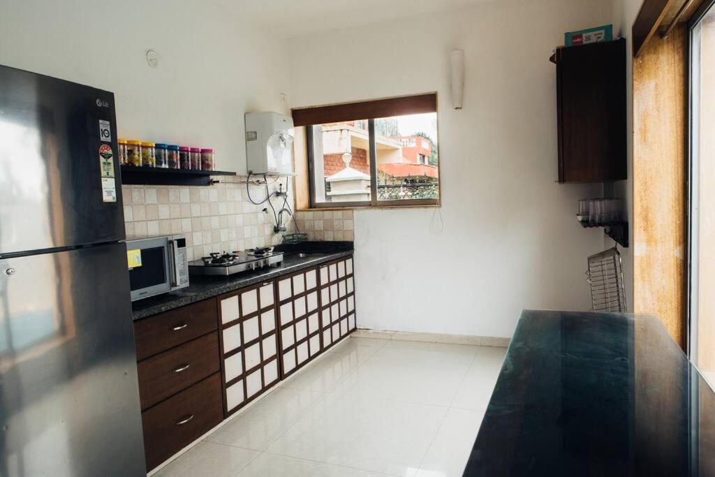 لونافالا Unit 4 By Red Stone Villas المظهر الخارجي الصورة
